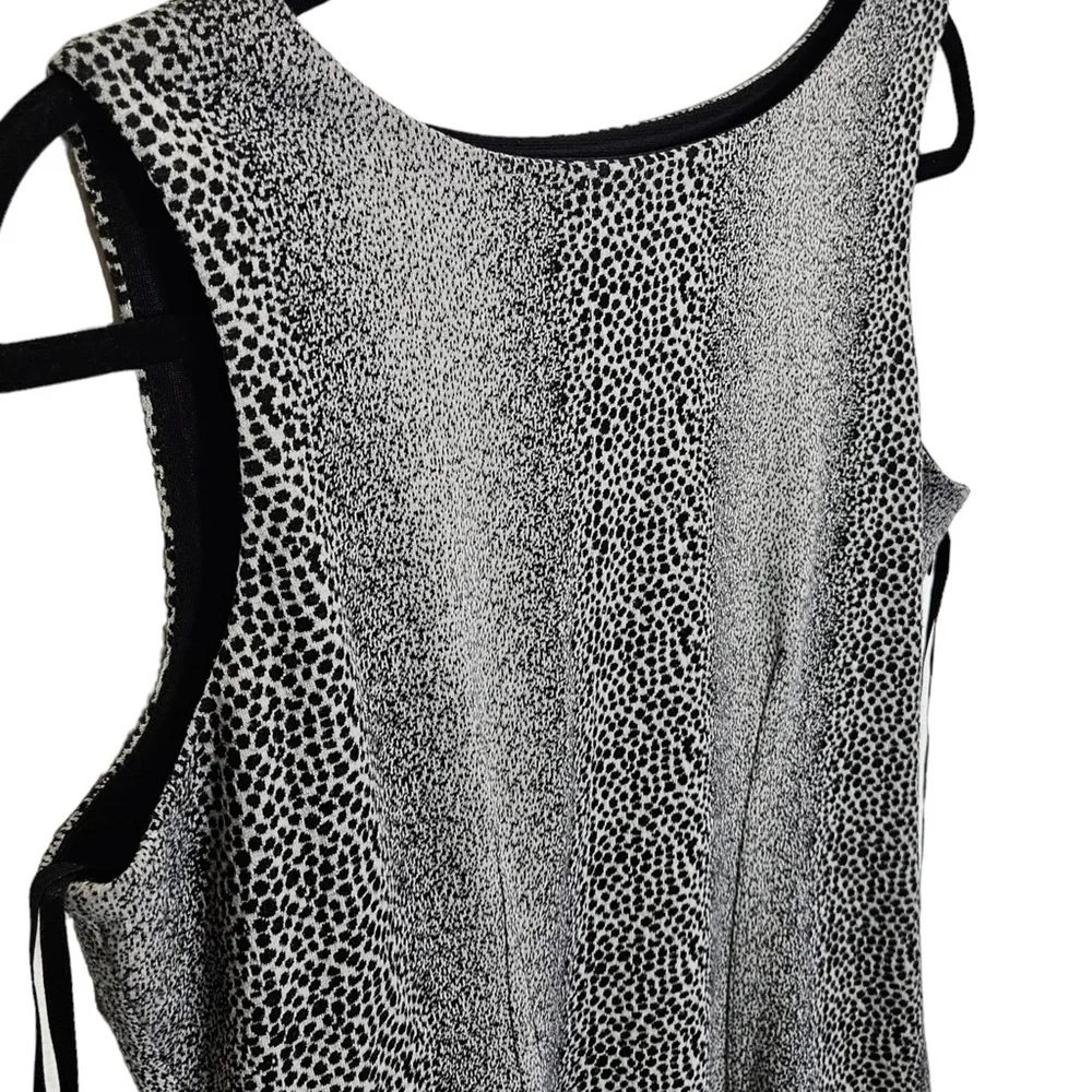 Nine West Snakeskin Print Sheath Crew Neck Dress Size 10 - Picture 4 of 7